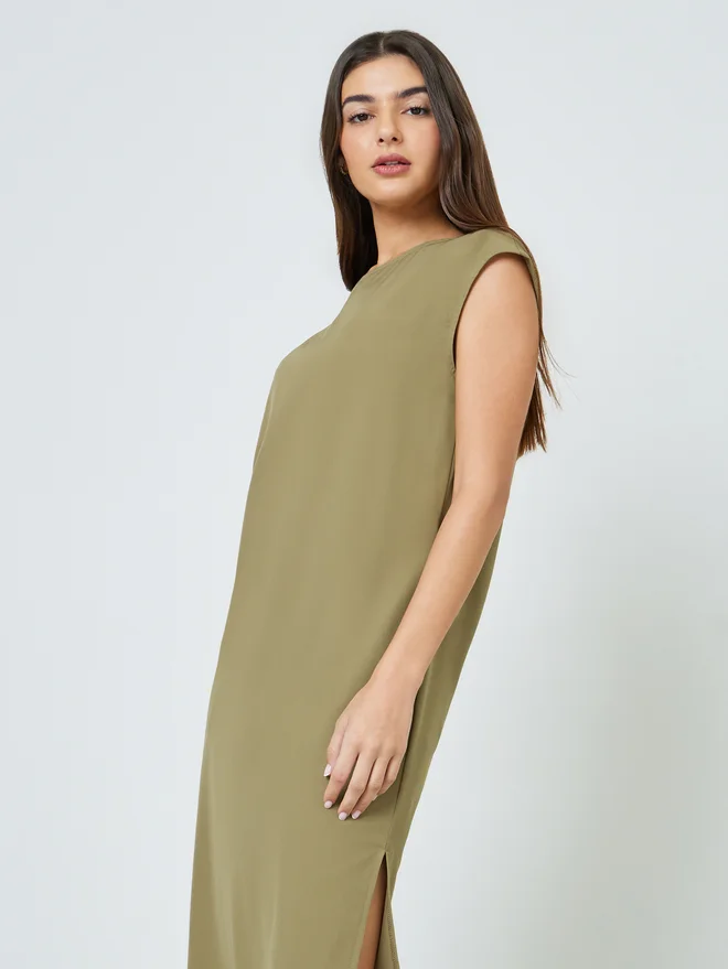 Styli Styli Plus Size Khaki Side-Slit Sleeveless Midi Dress