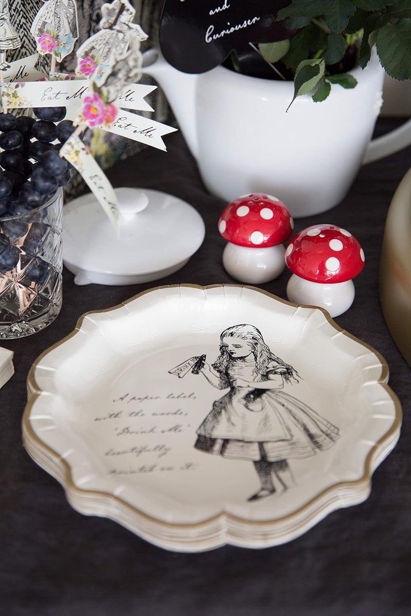 Talking Tables Alice In Wonderland Party Supplies | Paper Plates | Great For Mad Hatter Tea Party, Birthday Party And Baby Shower | 12 Count - Image 4