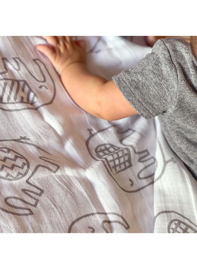 LCAREMOM 3 Pack 120 X 110cm Baby Swaddle Blanket, Unisex Newborn Wrap, Breathable and Skin-Friendly Cotton Ideal Newborn Infant Swaddling Set, Muslin Swaddle Blankets Receiving Blankets Neutral for Boys and Girls  - Image 4