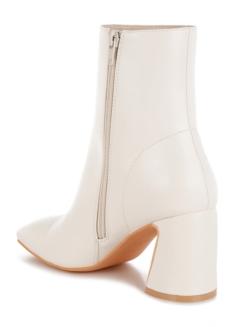 لندن راج أحذية الكاحل النسائية ذات المقدمة المربعة من لندن راغ باللون الأبيض الفاتح - Image 3