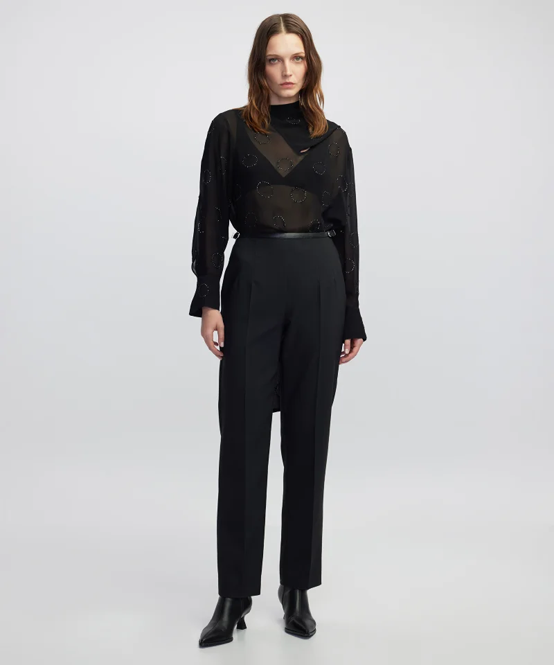 Belted Carrot Fit Trousers