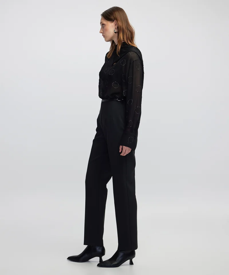 ابيكول بنطلون بخصر بحزام وقصة جزر