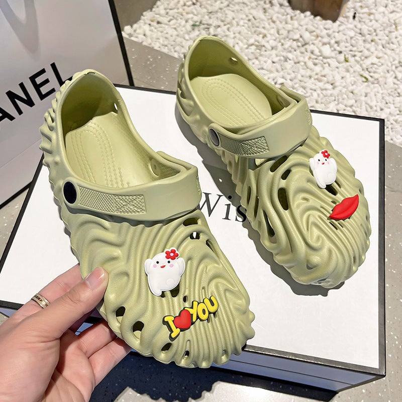 Cute Fingerprint Hole Shoes Women'S Fashion Baotou Soft Bottom Nurse Slippers Outer Wear Non-Slip Beach Sandals - Image 4