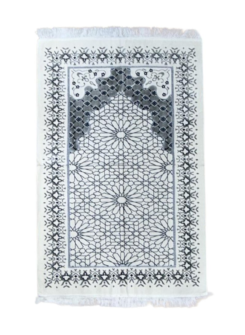 Turkish prayer rug embroidered with luxurious Islamic patterns, durable and unaffected by washing, size 120X80 cm