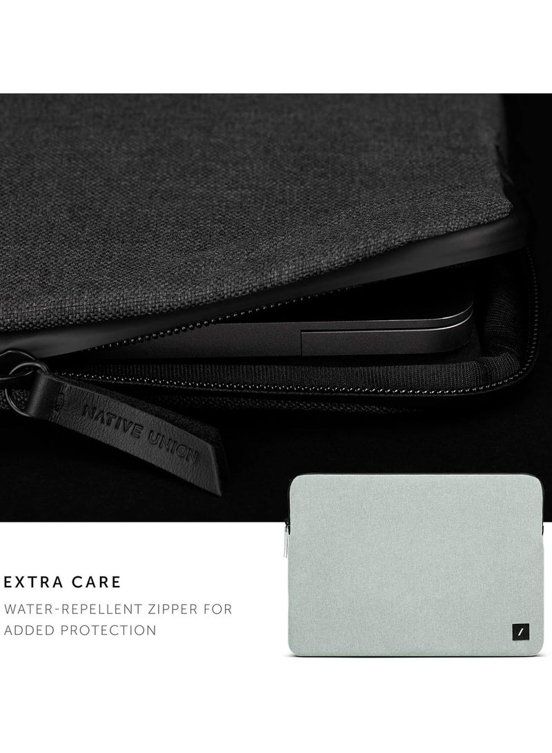 ناتيف يونيون Native Union Stow Lite MacBook Sleeve 13” – Minimalist Slim Sleeve with 360-Degree Protection – Compatible with MacBook Air 13” (2018 & Later), MacBook Pro 13” (2016 & Later) (Sage) - Image 3