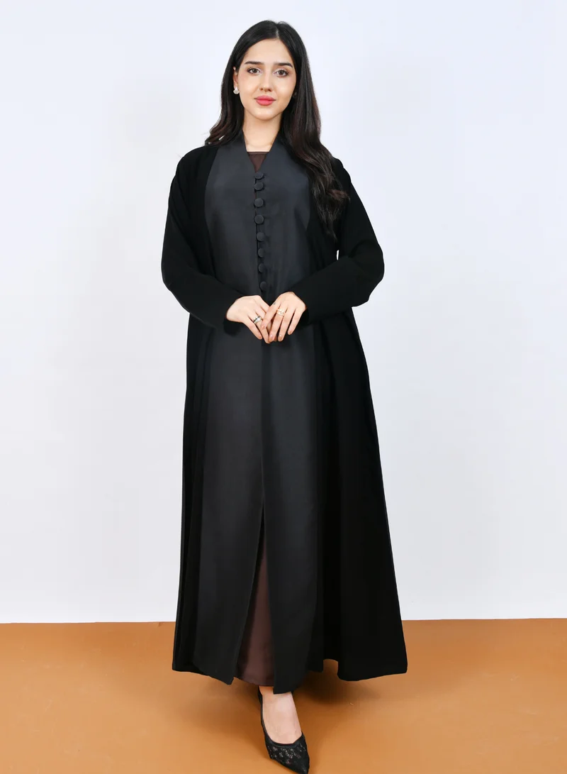 HAWRAA ABAYA Elegant Black Abaya with a classic design featuring front buttons and a half-cloche cut.