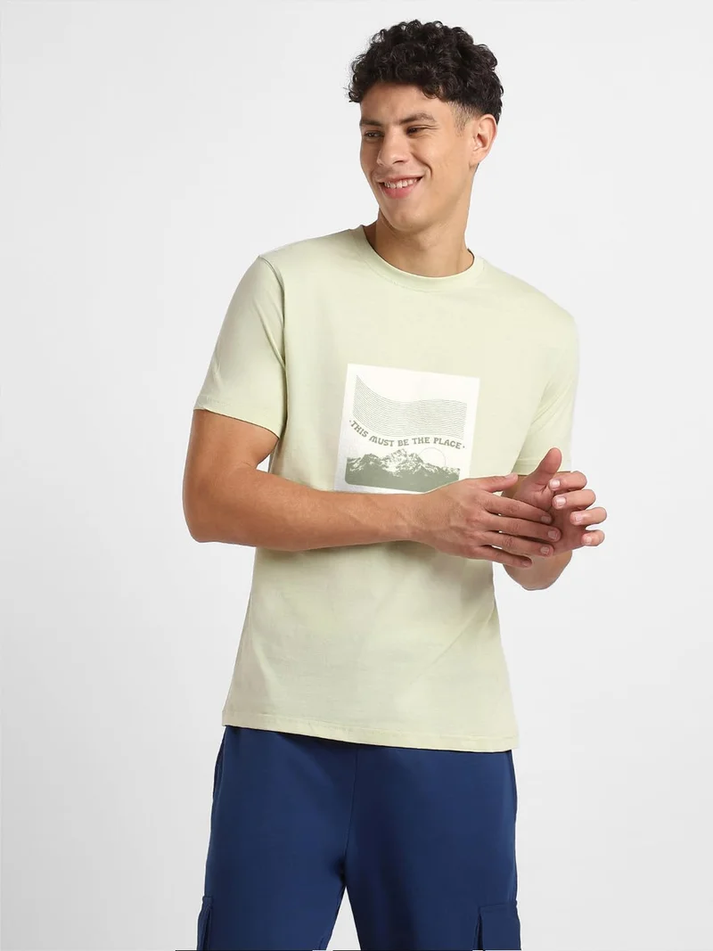 نوبيرو Men's Light Green Cotton Regular Fit T-Shirt