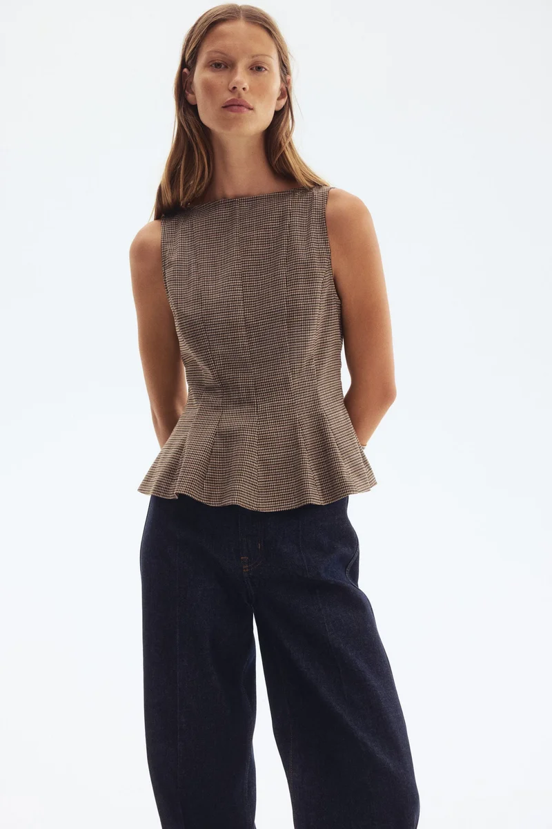 اتش اند ام بلوزة بحافة بيبلام