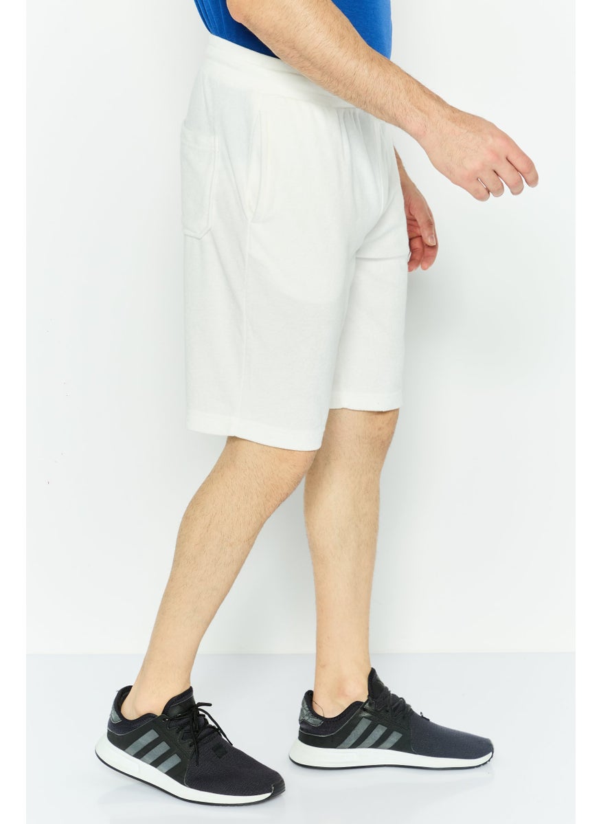 Night Addict Men Plain Cargo Shorts, Cream  - Image 4