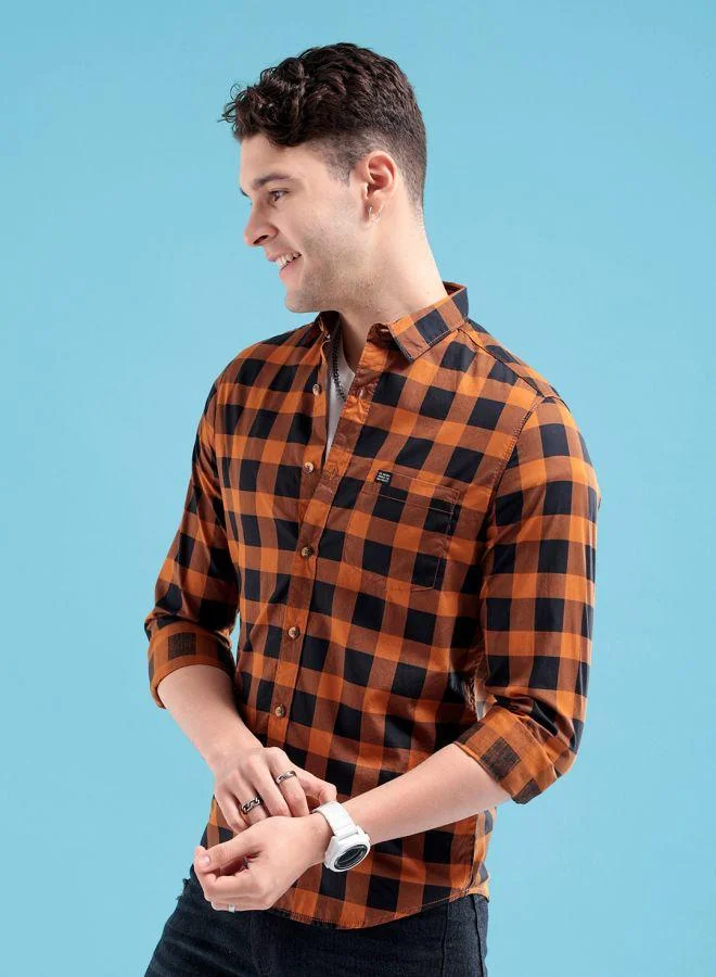 The Indian Garage Co Men Slim Fit Checkered Full Sleeves Spread Collar Casual Shirt