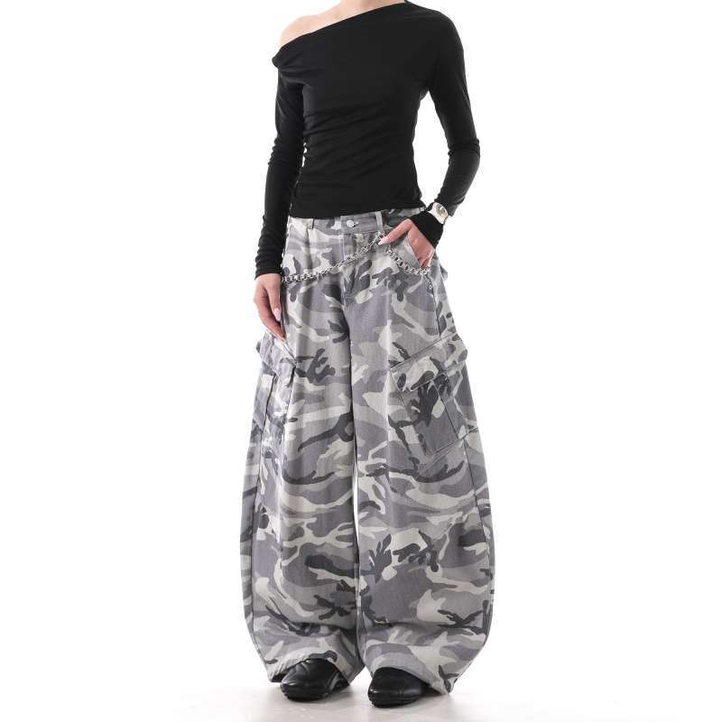 Unisex Classic Denim Jeans Loose Fit Daily Outdoor Wear - Image 3