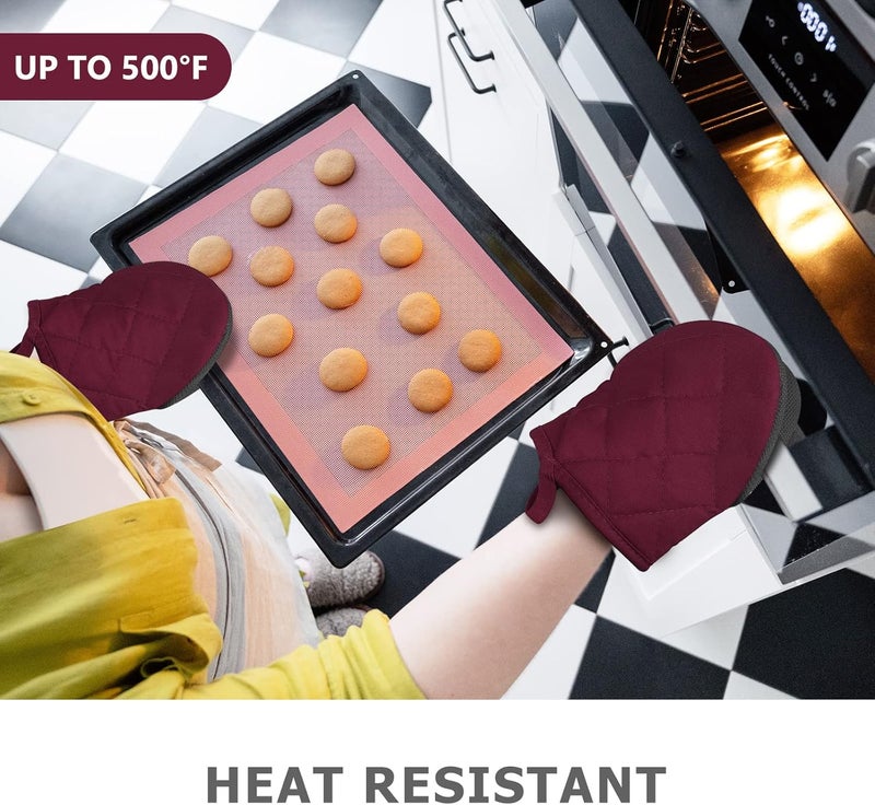 Qulable 1 Pair Short Oven Mitts - Silicone Kitchen Oven Gloves High Heat Resistant 500℉, Mini Oven Mits with Non-Slip Grip Surfaces and Hanging Loop for BBQ, Baking, Cooking and Grilling (Dark Red) - Image 2