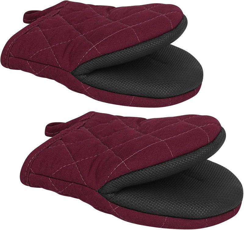 Qulable 1 Pair Short Oven Mitts - Silicone Kitchen Oven Gloves High Heat Resistant 500℉, Mini Oven Mits with Non-Slip Grip Surfaces and Hanging Loop for BBQ, Baking, Cooking and Grilling (Dark Red) - Image 1