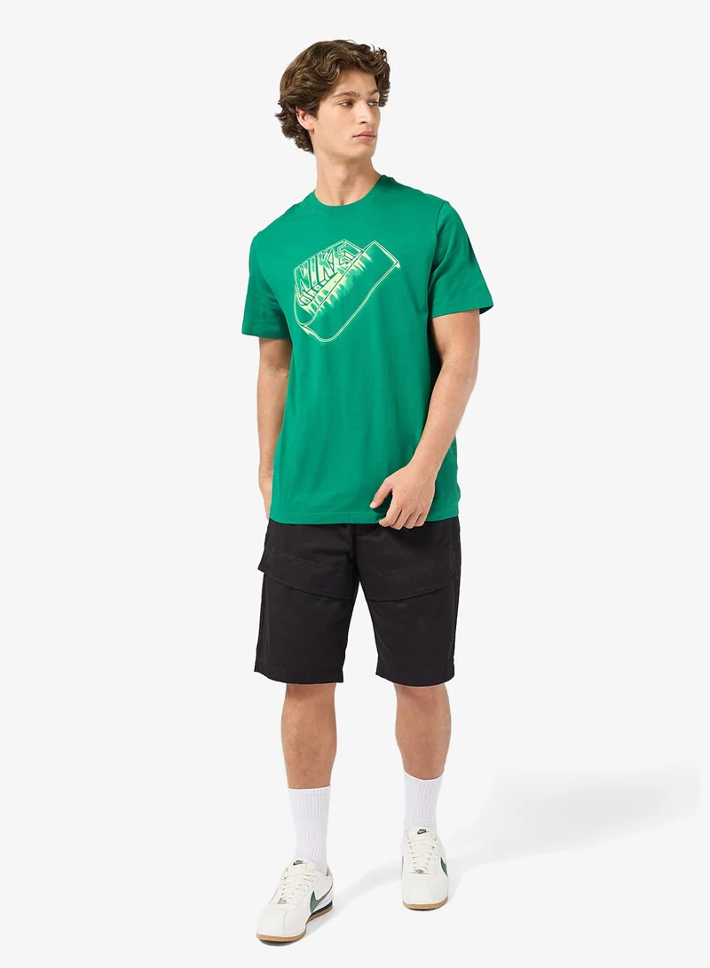 Nike MALACHITE Nsw Standard Blur Futura T-Shirt for Men | Best Price UAE