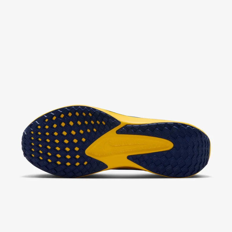 Nike Men's Quest 6 Road Running Shoes