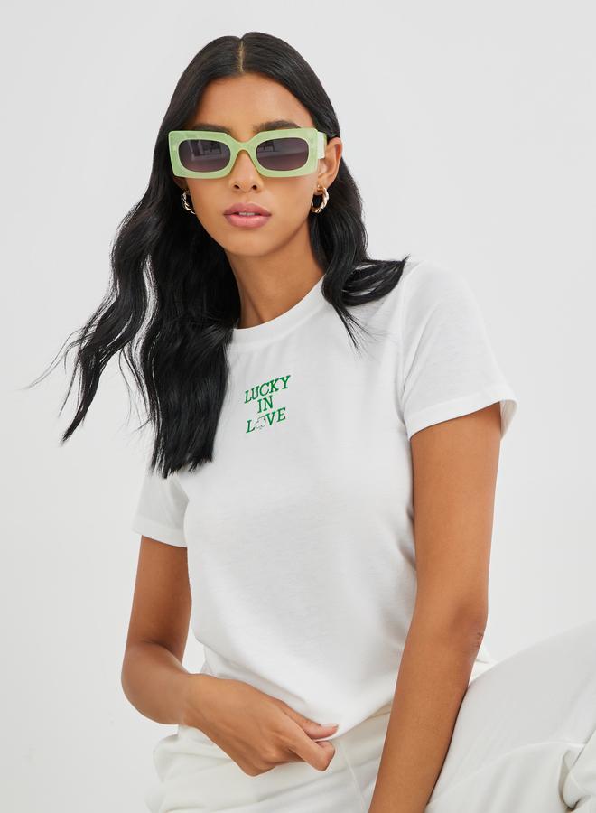 ستايلي تيشيرت دائري مطرز - Image 3