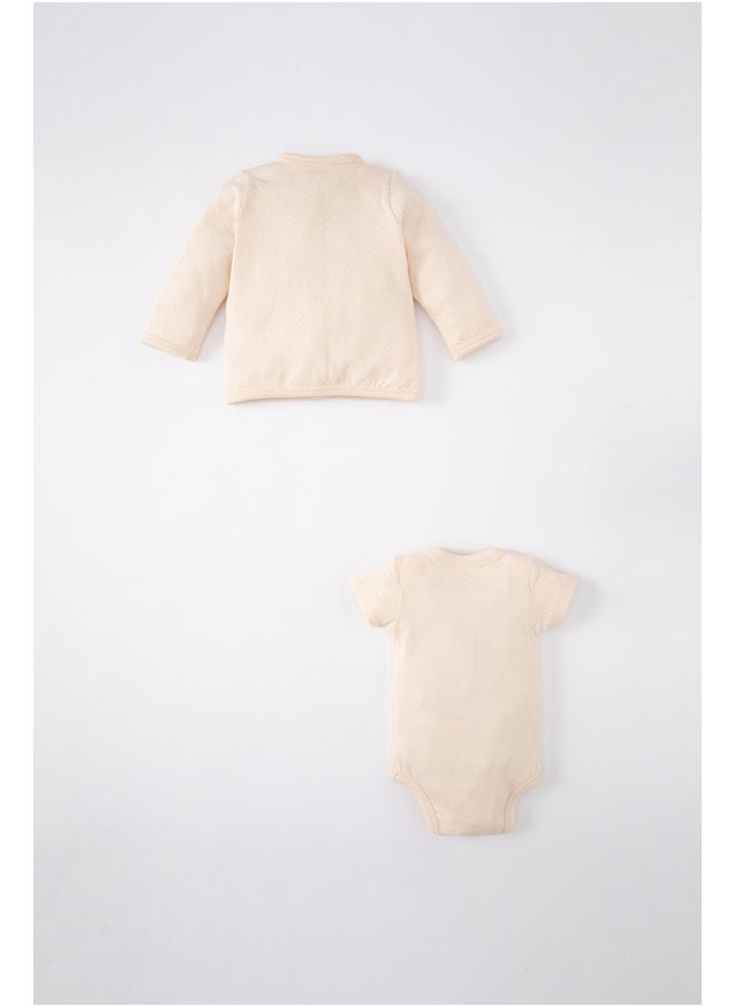 DeFacto Babygirl Regular Fit Envelope Neck New Born Knitted Set -2 Pieces  - Image 2