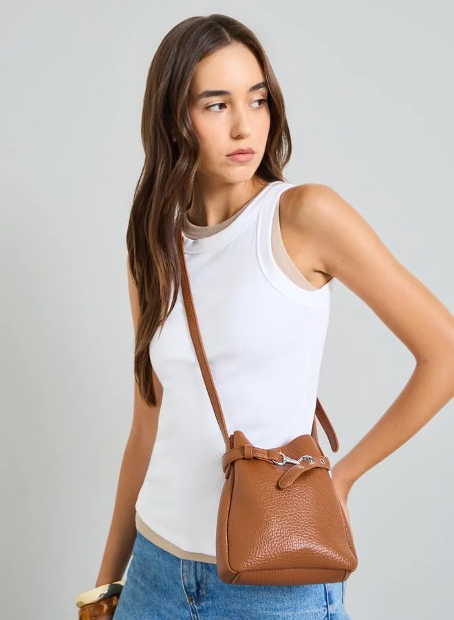 ستايلي Brown Textured Bucket Crossbody Bag