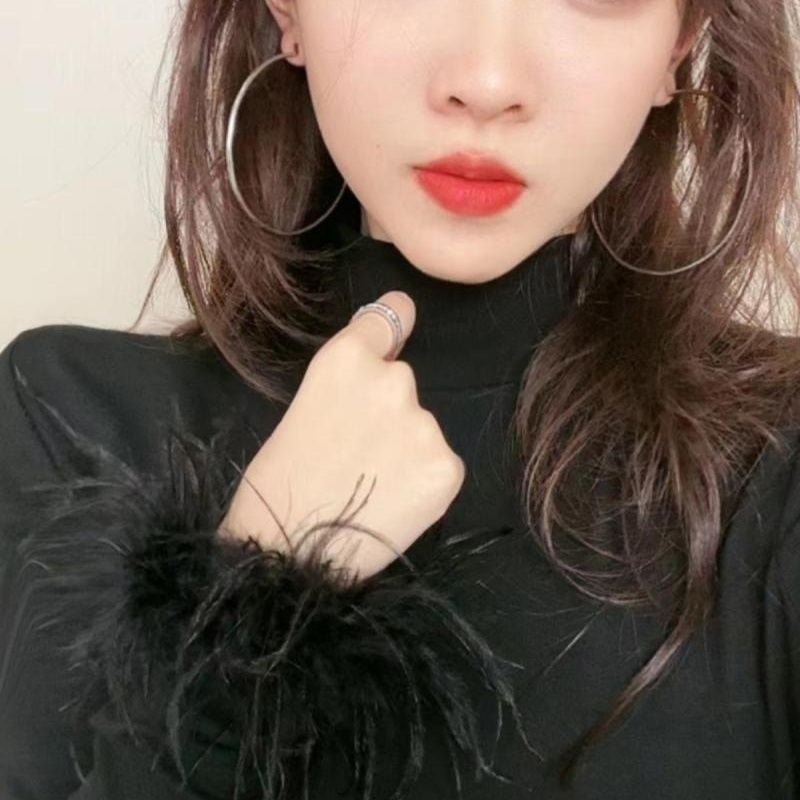 German Velvet Slim-Fit Stitching High Collar Western Style 2024 Base New Design Cuff Fluffy Long Sleeve White Top - Image 3
