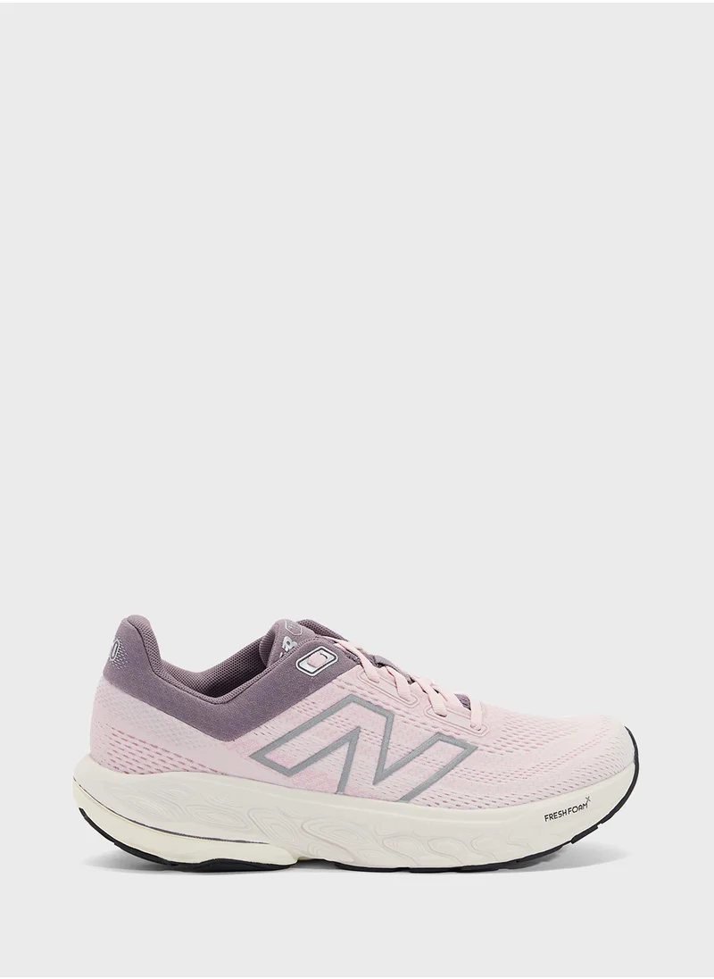 New Balance 860 Sports Shoes