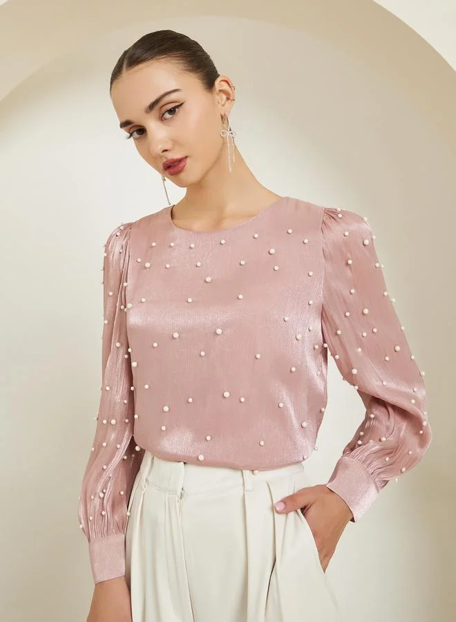 ستايلي بلوزة منمقة بلؤلؤ صناعي وأكمام طويلة