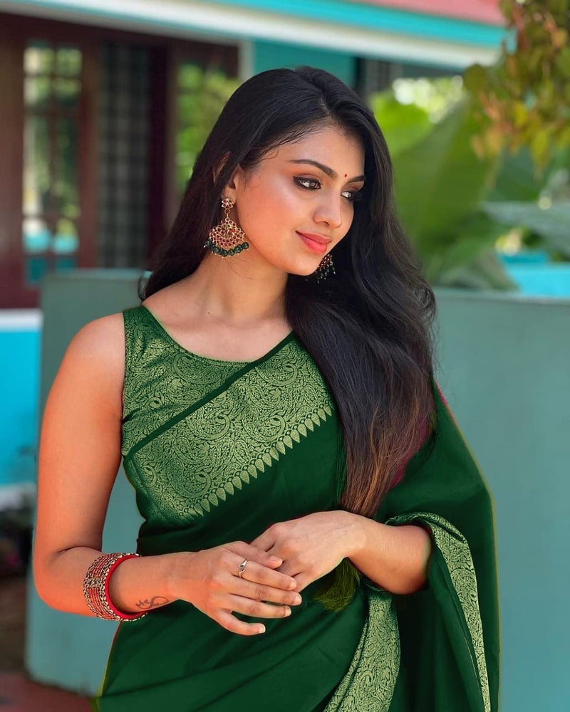 Avantika Fashion Women And Girls Banarasi Silk Saree With Blouse Piece (Kovai Pattu_Green) - Image 2