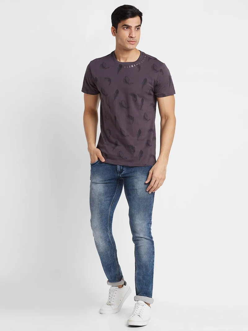 جلو باص تيشيرت قطن رجالي بطبعة رمادية بياقة دائرية وقصة عادية