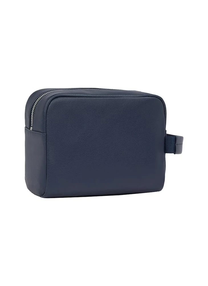 تومي جينز HERITAGE LEATHER WASH BAG