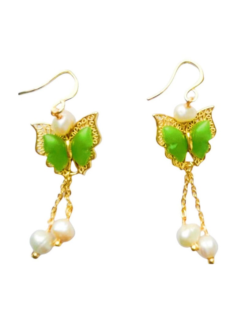 Generic - Butterfly pearl earrings are an earring style that combines pearls with butterfly elements. They have unique charm and style. Freshwater pearls are used. Freshwater pearls are cost-effective and can present a warm luster. - Image 1