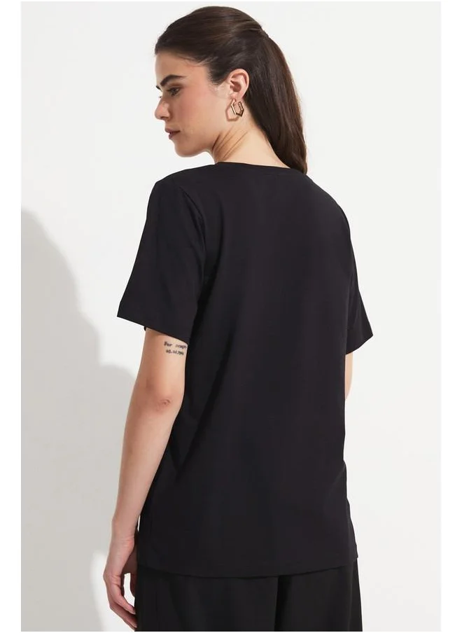 جون June V-neck 100% Cotton Basic Tshirt Black