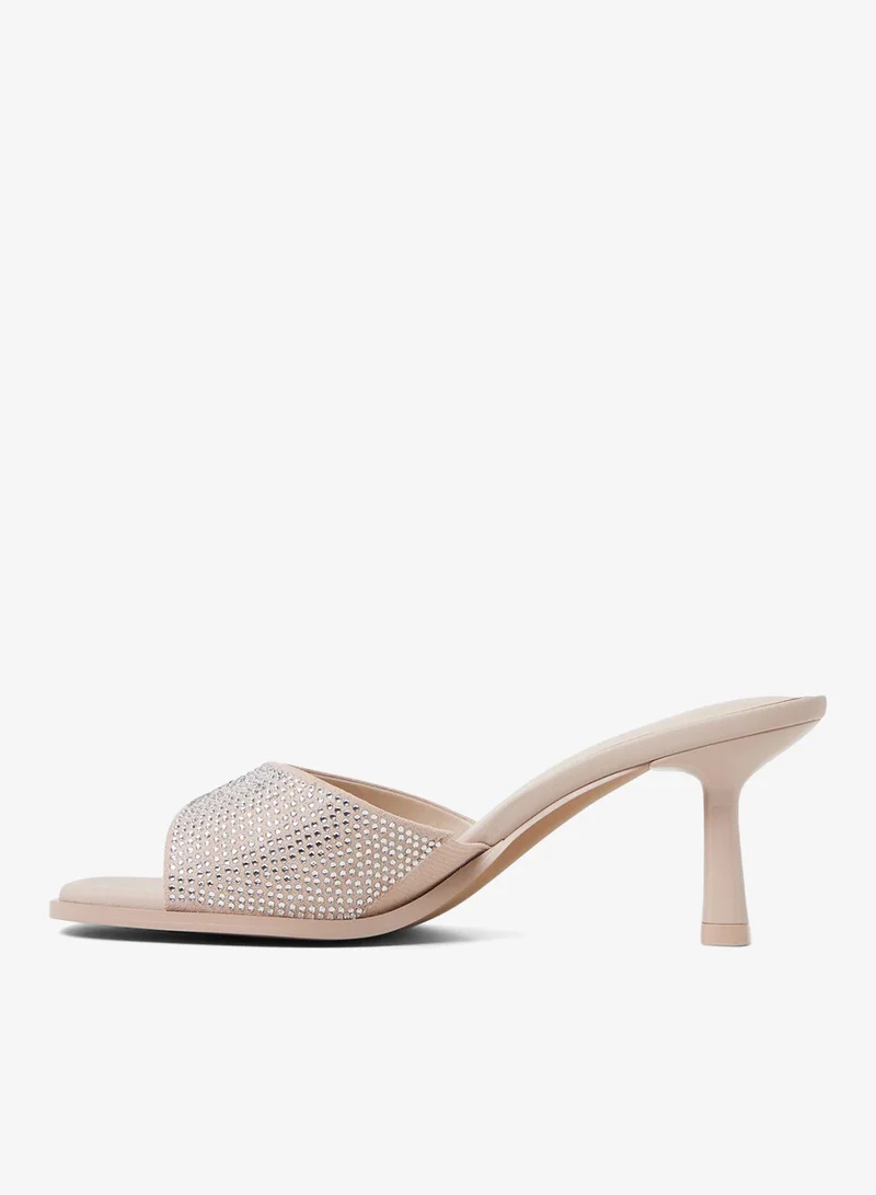 كول ات سبرنج صنادل كعب كاجوال