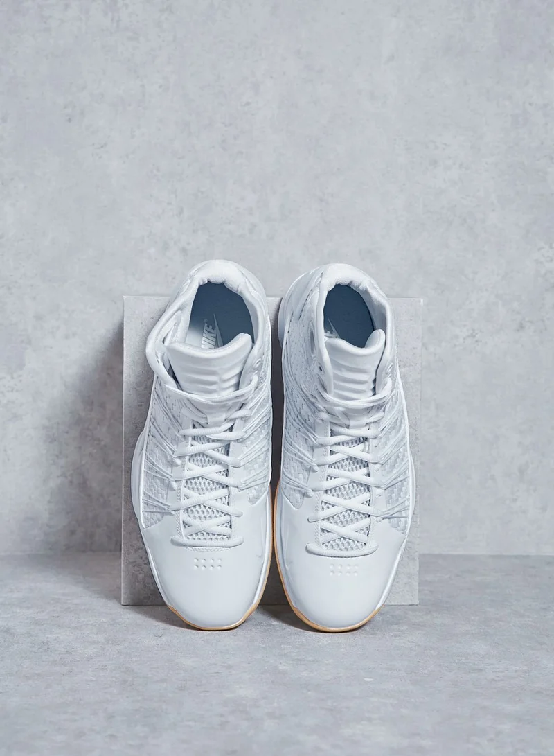 Nike Hyperdunk Lux