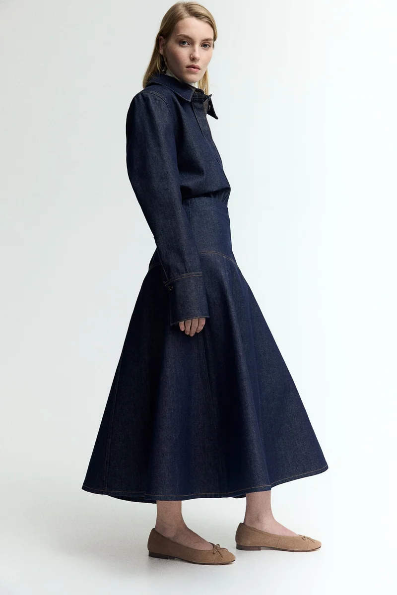 اتش اند ام تنورة جينز بقصة