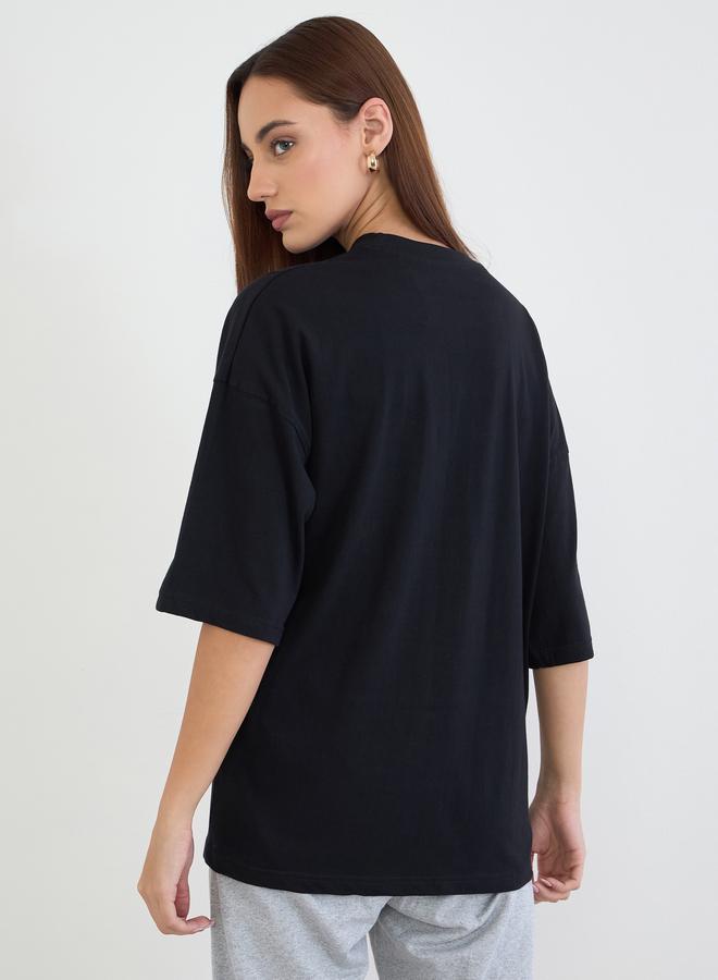 Styli Black Slogan Print Oversized T-Shirt - Image 5