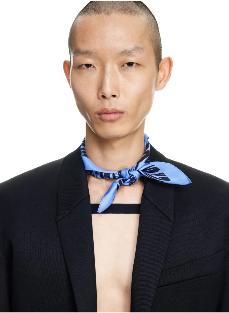 H&M Swirling Star Scarf