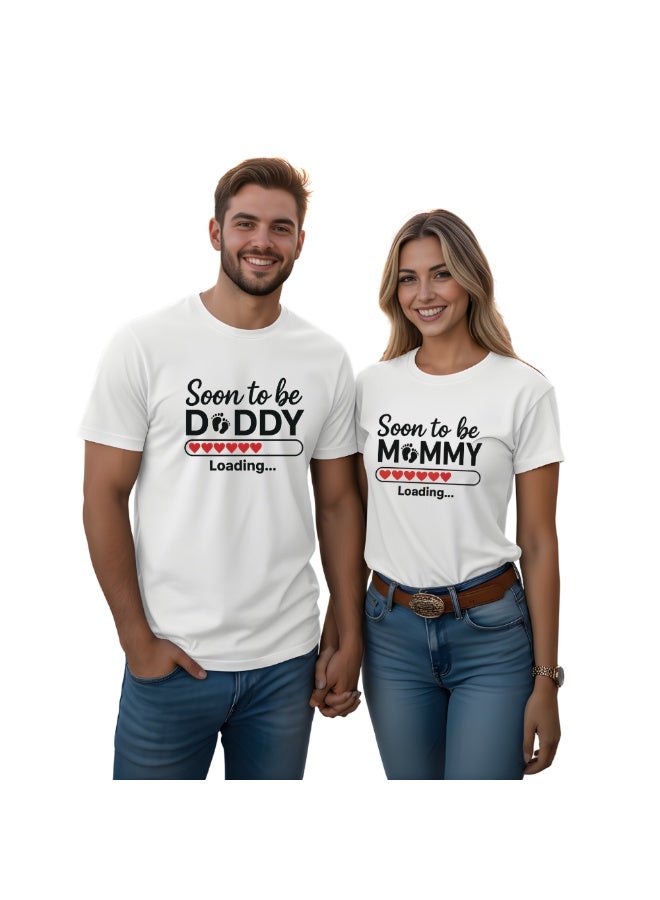 برينت شوب فور مي طقم تيشيرتات متطابقة للأب والأم المنتظرين | تيشيرت قطني للأزواج | هدية لإعلان الحمل - Image 1