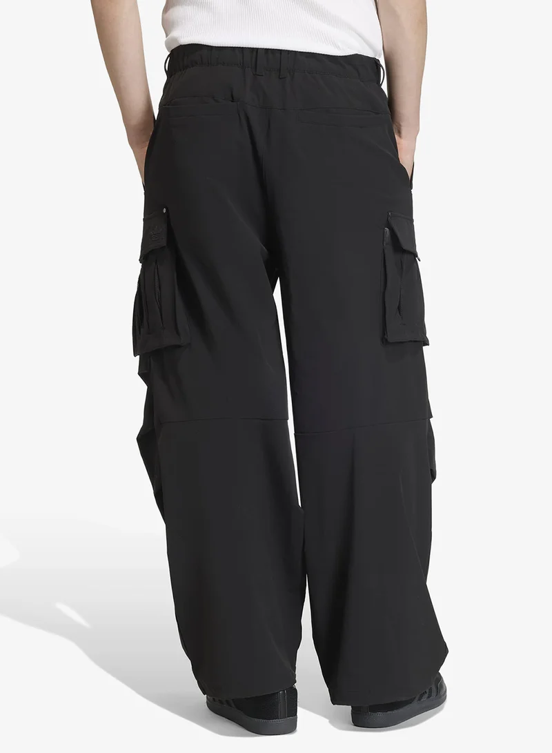 Adidas Originals BLACK Premium Essential Logo Sweatpants for Men | Best Price UAE
