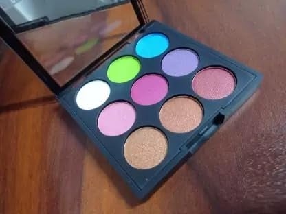 SUPRICHI Matte Eyeshadow Palette 9 Easy to blend in and highly pigmented shades Eye makeup Palette - Image 3
