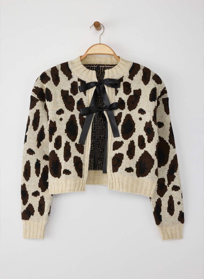 trendyol Stone Leopard Print Crop Soft Textured Knitwear Cardigan - Image 5