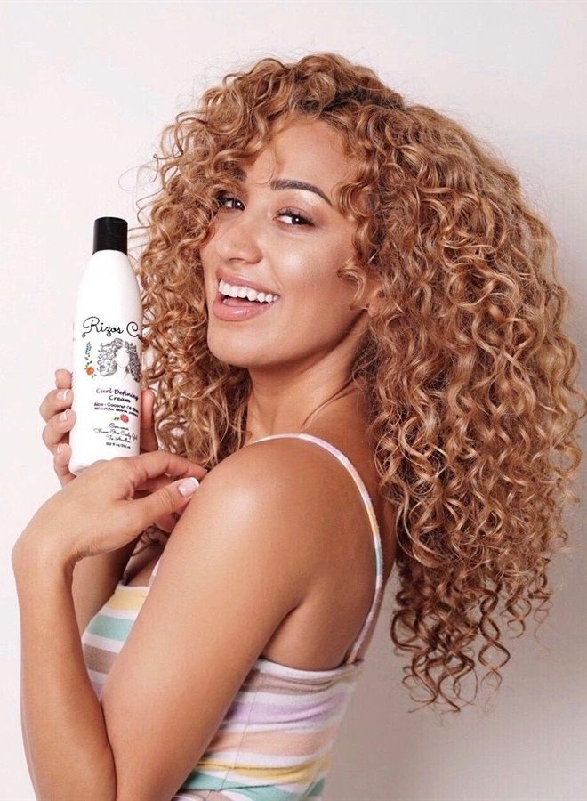 Rizos Curls مجموعة السفر الثلاثية للشعر المجعد: كريم تحديد التجاعيد، شامبو، بلسم (2 أونصة سائلة لكل منهما) - Image 4
