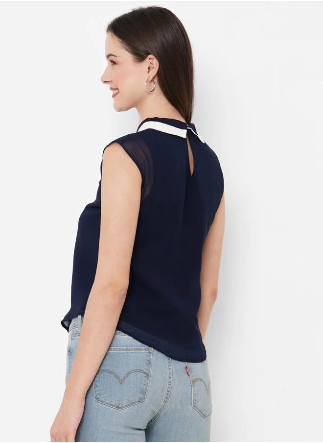 Mish Contrast Collar Sleeveless Top