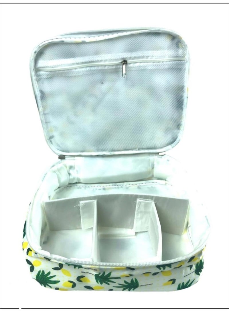 Discover elegance and practicality with this distinctive makeup or toiletries bag. - Image 2