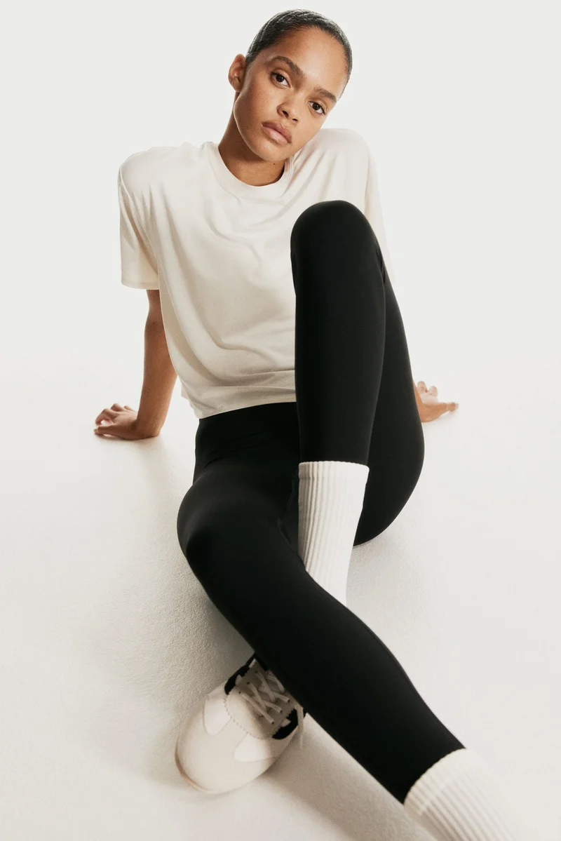 H&M Boxy-style sports top in DryMove™