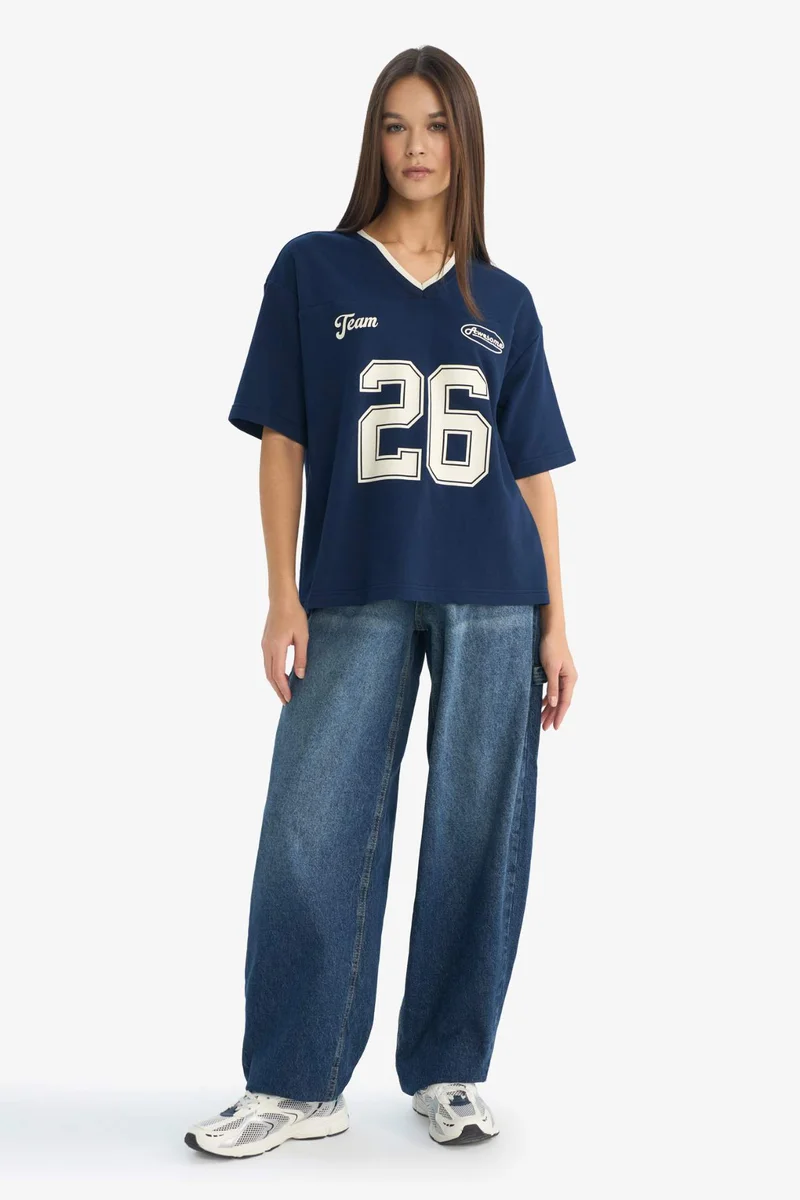 ديفاكتو Oversize Fit Printed Short Sleeve T-shirt