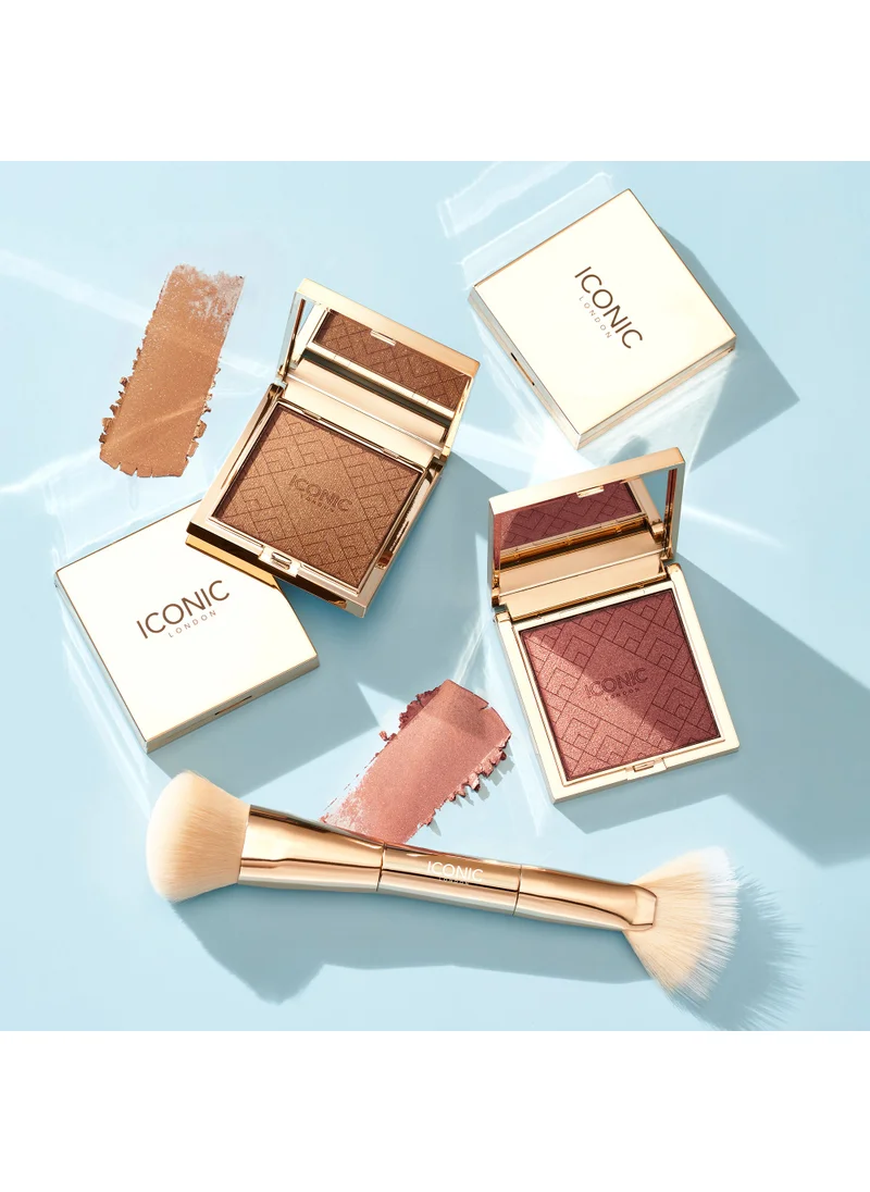 ICONIC LONDON Cheek Glow Brush