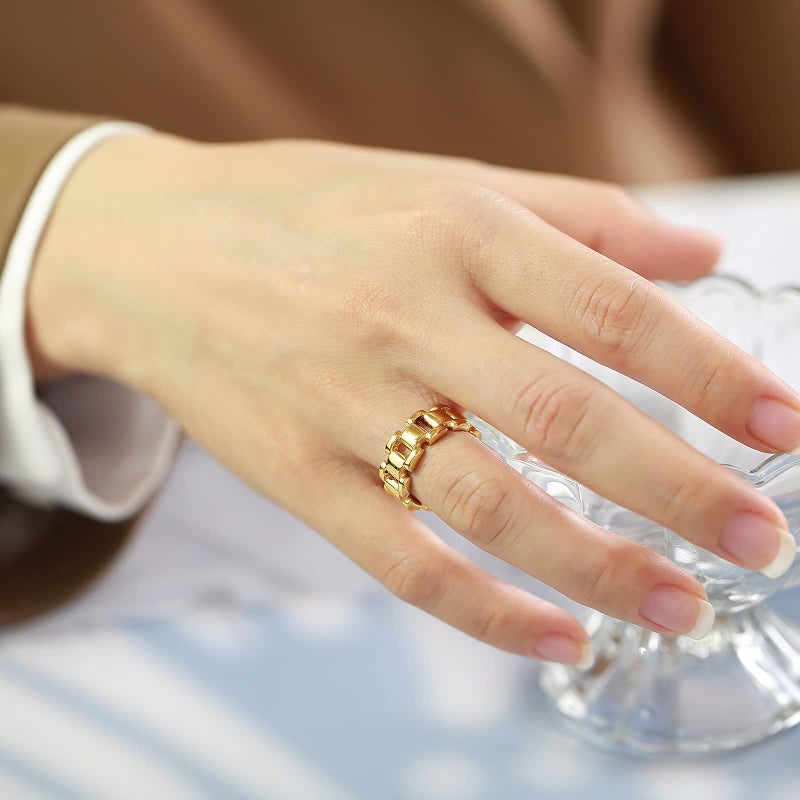 VNOX Gold Thumb Rings for Women ä¸¨ 14k Gold Plated Stainless Steel Chunky Statement Rings Link Band Ring Stackable Rings Chunky Signet Ring for Womens Jewelry Trendy,Size 8 - Image 4