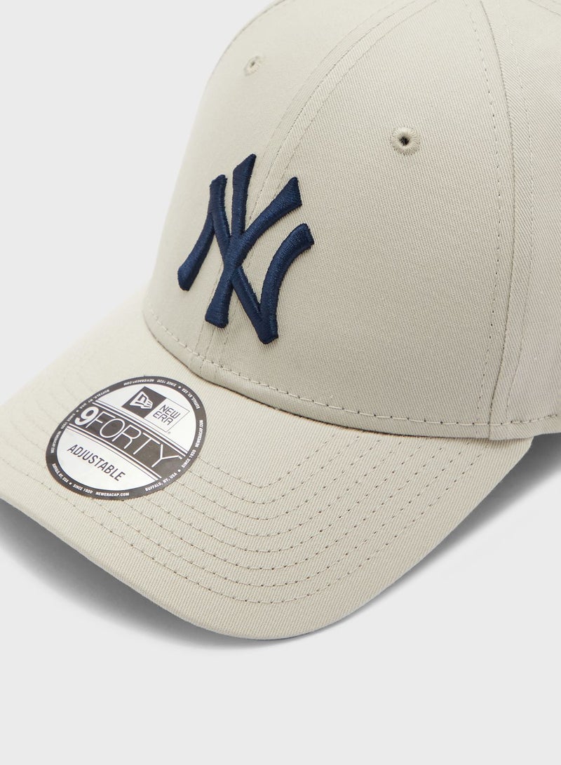 NEW ERA 9Forty New York Yankees League Cap - Image 3
