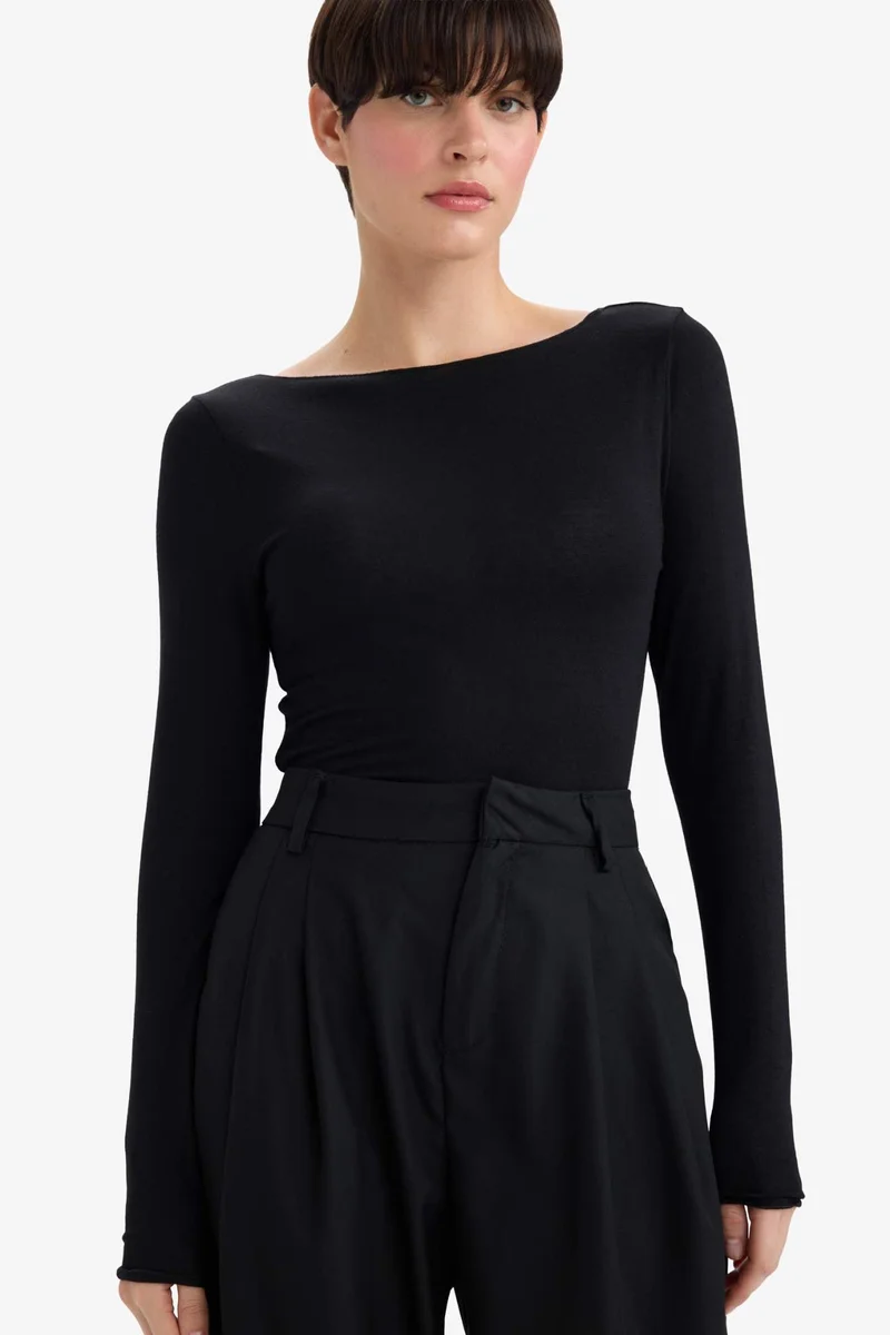ديفاكتو Fall in Love Modal Cashmere Soft Texture Boat Neck Top