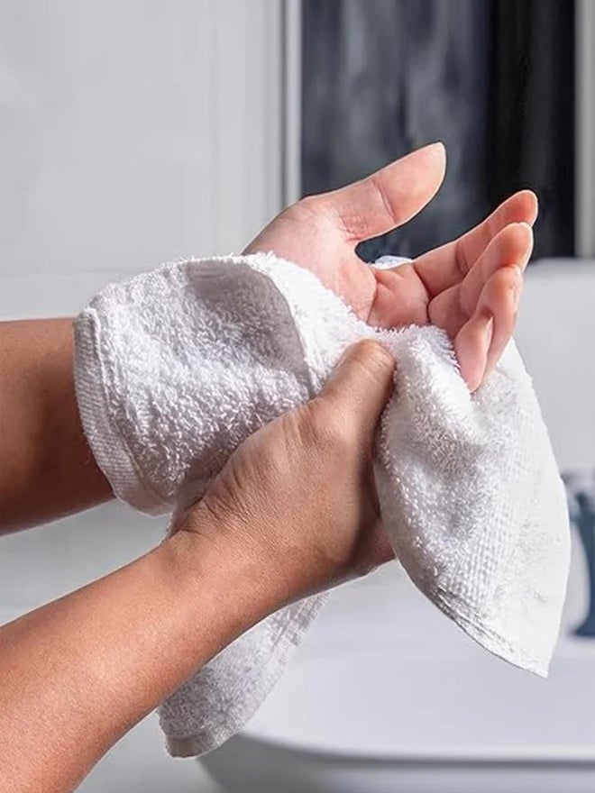 1CHASE Pack of 12 - Luxury Cotton Face Towel, White 33x33cm - Image 3