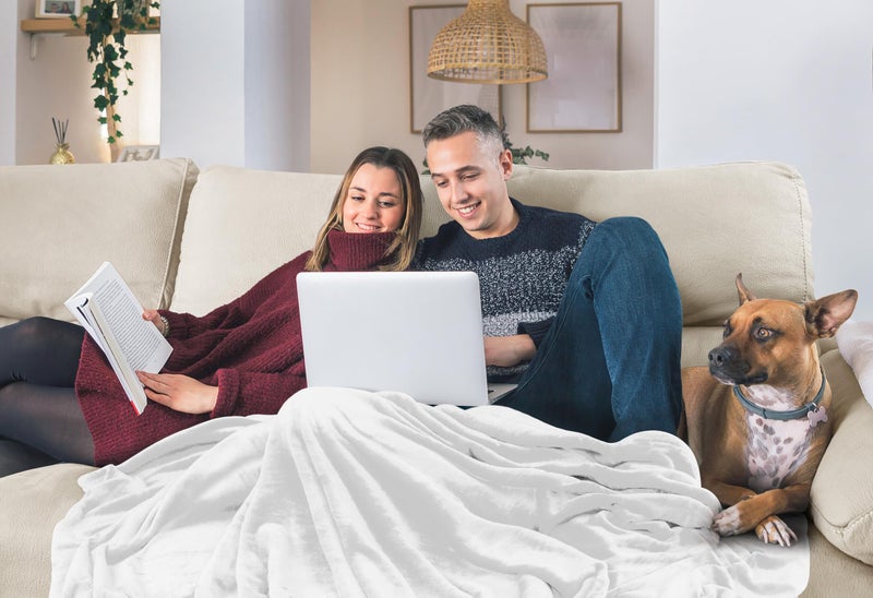 Utopia Bedding Fleece Blanket Queen Size White 300GSM Luxury Anti-Static Fuzzy Soft Microfiber Bed Blanket (90x90 Inch) - Image 5